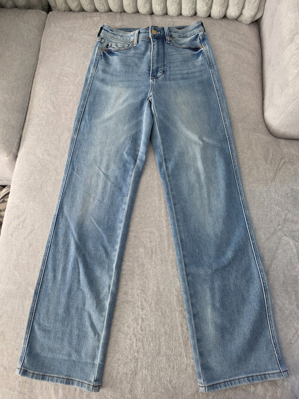 Judy Blue Faded Light Blue Straight Leg Jeans